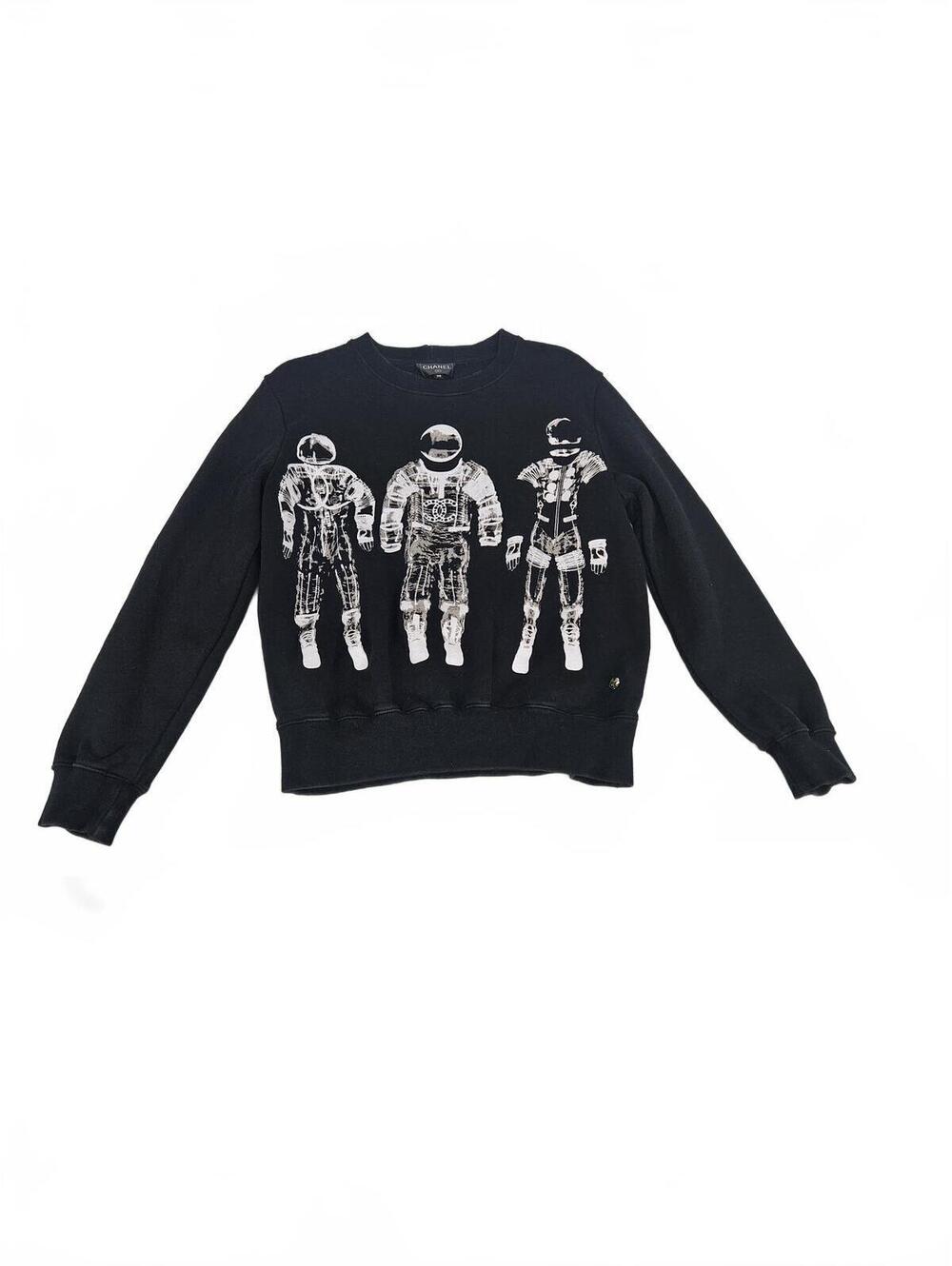 Chanel Black Astronaut Graphic Sweatshirt Size 38
